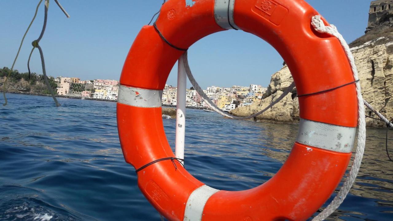 La Casa Di Titina Leilighet Procida Eksteriør bilde