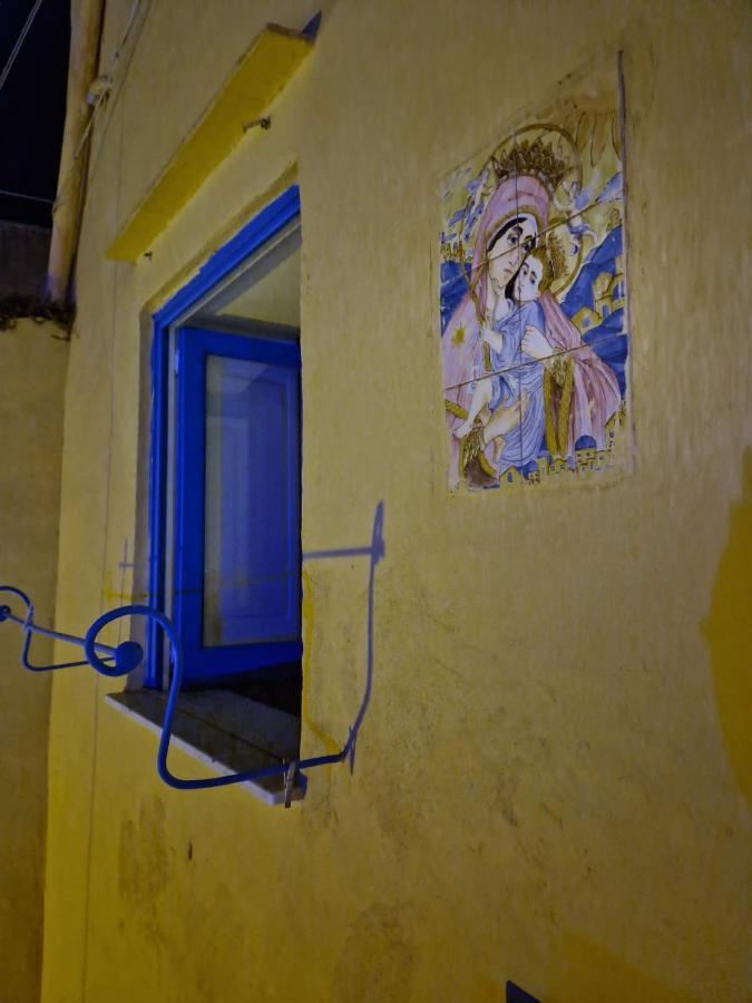 La Casa Di Titina Leilighet Procida Eksteriør bilde