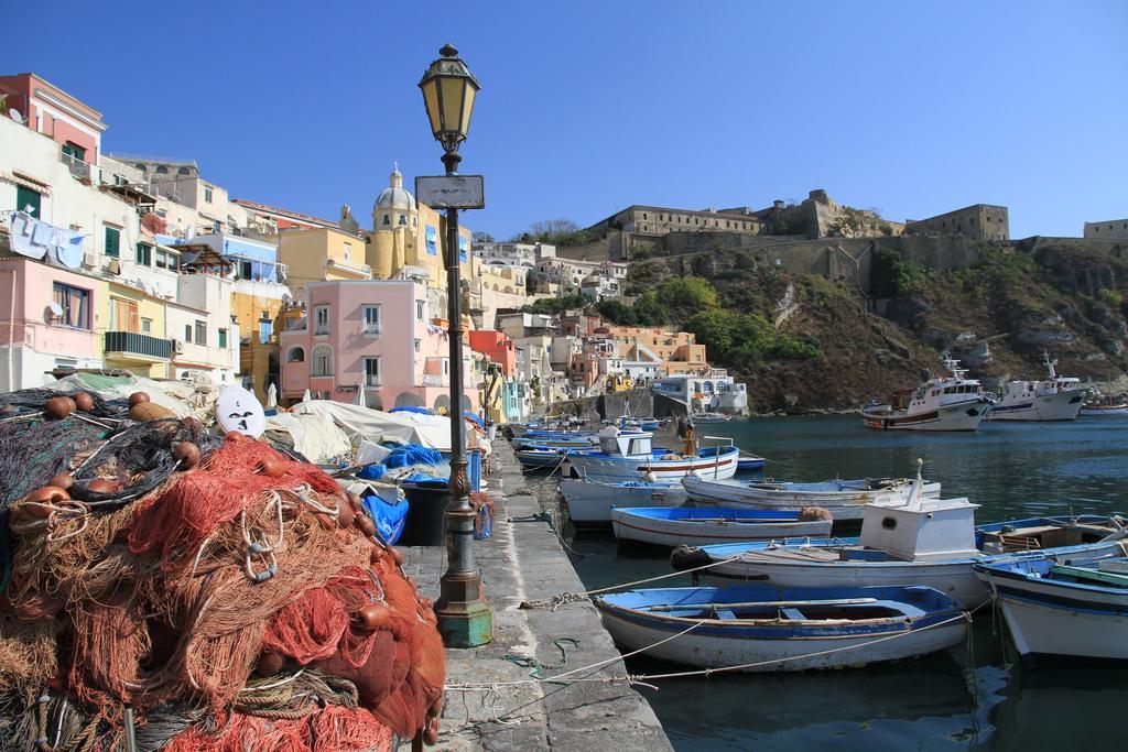 La Casa Di Titina Leilighet Procida Eksteriør bilde